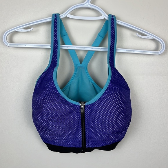 Victoria’s Secret VSX Sport Mesh Sports Bra - Picture 2 of 8